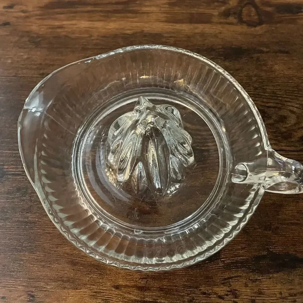 Anchor Hocking Vintage Glass Juicer Presser